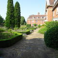 St Hugh's - Gardens - (5 of 11)